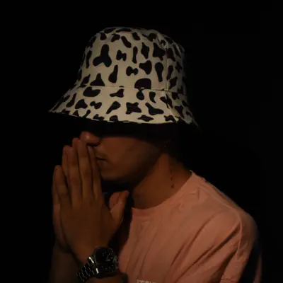 Listen to Losanga, watch music videos, read bio, see tour dates & more!