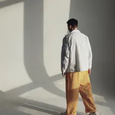 Listen to Nijo, watch music videos, read bio, see tour dates & more!