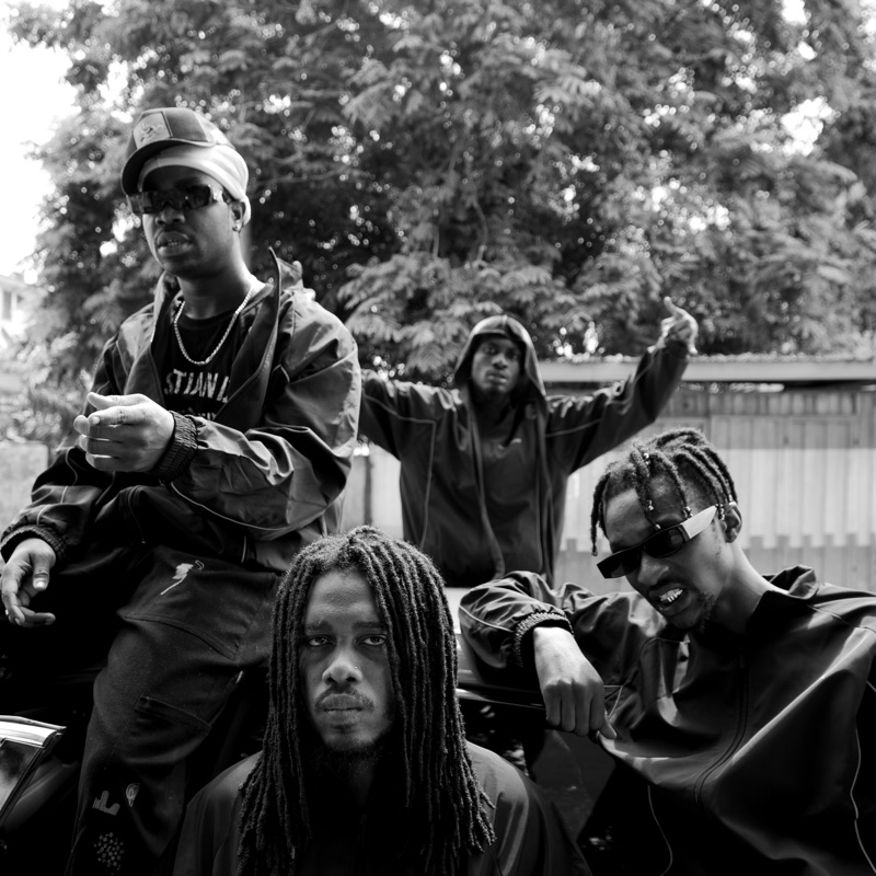 La Même Gang - This Year (feat. Darkovibes, $pacely, RJZ & Kuami Eugene)