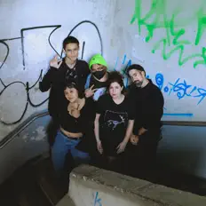 Dengarkan Dan Dan Dero, tonton video musik, baca bio, lihat tanggal tur & lainnya!