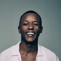 聆聽 Victor Alves、觀看音樂影片、閱讀小傳、查看巡演日期等！