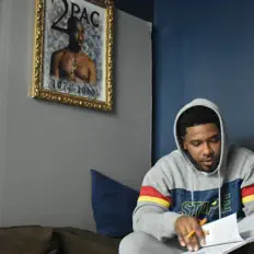 Ouve LeeMajorDaMac, vê vídeos de música, lê a biografia, vê as datas da digressão e muito mais!