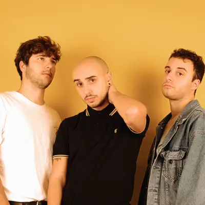 Listen to Il Corpo Docenti, watch music videos, read bio, see tour dates & more!