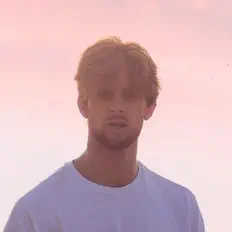 Posłuchaj wykonawcy Owlite, obejrzyj teledyski, przeczytaj biografię, zobacz daty tras koncertowych i nie tylko!