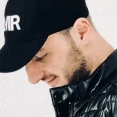 Mr Lumossを聴いたり、ミュージックビデオを鑑賞したり、経歴やツアー日程などを確認したりしましょう！