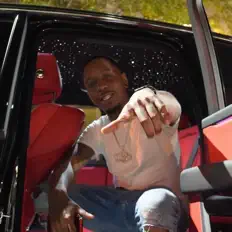 Escucha a Jay Cornell, mira videos musicales, lee su biografía, consulta las fechas de las gira y más.