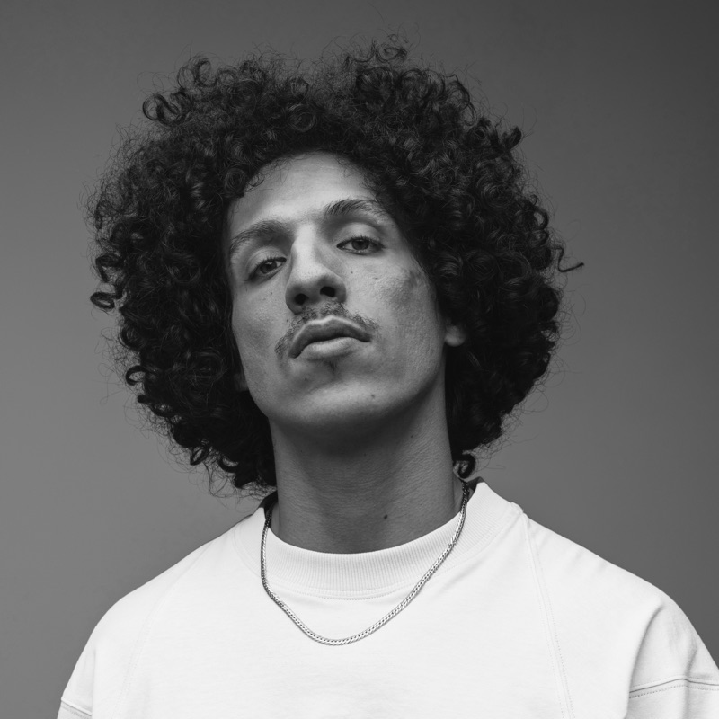 Sugarbabe Riles Lyrics