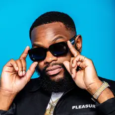 CR BLACKS सुनें, म्यूज़िक वीडियो देखें, बायो पढ़ें, दौरे की तारीखें और बहुत कुछ देखें!