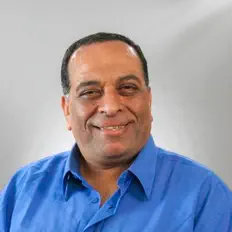 Dengarkan Hamdy Raouf, tonton video musik, baca bio, lihat tanggal tur & lainnya!