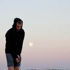 Ouve Owen Wilson, vê vídeos de música, lê a biografia, vê as datas da digressão e muito mais!