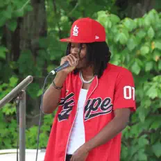 Ayedakidd을(를) 듣고, 뮤직 비디오를 보고, 약력을 읽고, 투어 일정 등을 확인하세요!