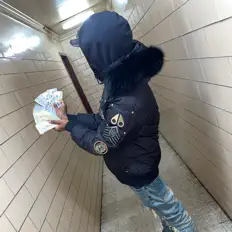 聆聽 Dre Lanes、觀看音樂影片、閱讀小傳、查看巡演日期等！