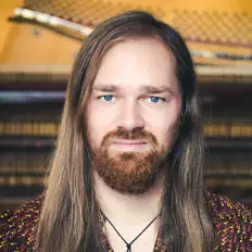 Listen to Marius Leicht, watch music videos, read bio, see tour dates & more!