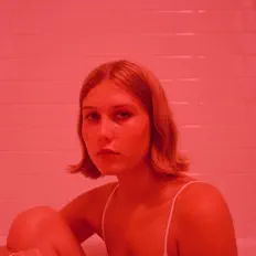 Luister naar Bella Butler, bekijk muziekvideo's, lees de bio, bekijk de tourdata, en meer!