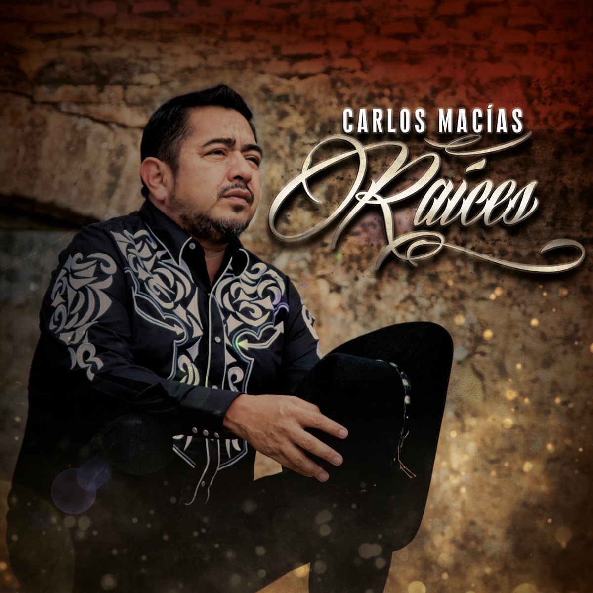 Raíces” álbum de Carlos Macías en Apple Music