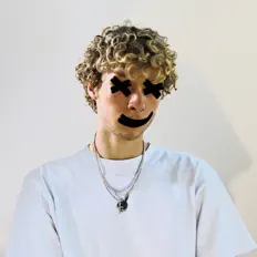 Écoutez Beyond Human, regardez des vidéoclips, lisez la biographie, consultez les dates de tournée et plus encore !