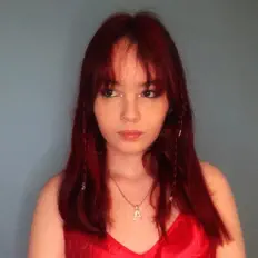 Luister naar Ana Fajn, bekijk muziekvideo's, lees de bio, bekijk de tourdata, en meer!