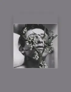 Hör dir Manes an, schau dir Musikvideos an, lies die Biografie, finde Tourdaten und mehr!