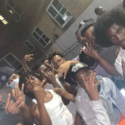 Listen to Hoe Glo, watch music videos, read bio, see tour dates & more!