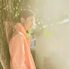 Ouve Tobi To, vê vídeos de música, lê a biografia, vê as datas da digressão e muito mais!