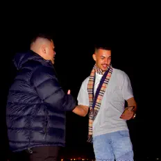 Hör dir OVRSN an, schau dir Musikvideos an, lies die Biografie, finde Tourdaten und mehr!