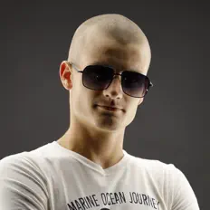 Ouça BALLAMUT, assista a videoclipes, leia a biografia, veja as datas das turnês e mais!