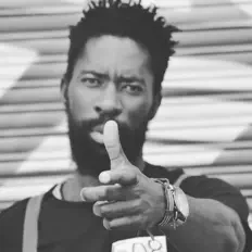 Ouça Newborn Nation, assista a videoclipes, leia a biografia, veja as datas das turnês e mais!