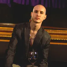 Ακούστε περιεχόμενο από Saint Pious, παρακολουθήστε μουσικά βίντεο, διαβάστε το βιογραφικό, δείτε ημερομηνίες περιοδείας, και πολλά ακόμη!