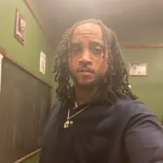 收听 Colie Young、观看音乐视频、阅读小传、查看巡演日期等 ！