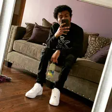 Écoutez Sz Dose, regardez des vidéoclips, lisez la biographie, consultez les dates de tournée et plus encore !