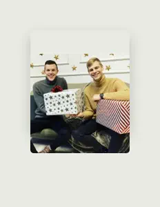 Dengarkan Rokas ir Laurynas, tonton video musik, baca bio, lihat tanggal tur & lainnya!