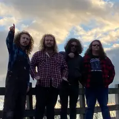 Dengarkan The Washups, tonton video musik, baca bio, lihat tanggal tur & lainnya!