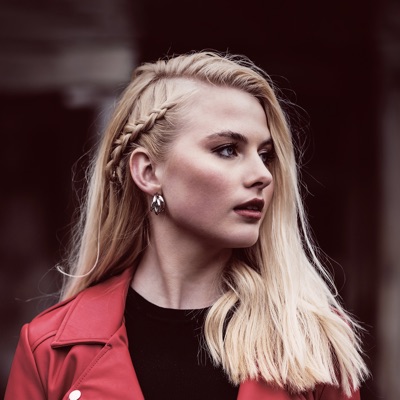 Listen to Jellina, watch music videos, read bio, see tour dates & more!