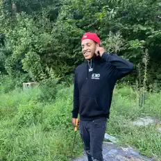 Escucha a Lil BlockRaised, mira vídeos musicales, lee la biografía, consulta fechas de giras y mucho más.