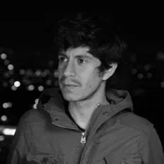 Dengarkan Rodrigo Vega, tonton video musik, baca bio, lihat tanggal tur & lainnya!