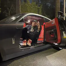 Poslechněte si interpreta cwill2smooth, sledujte hudební videa, přečtěte si životopis, podívejte se na data turné a další informace.
