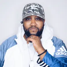 Escucha a Cedric Cobb, mira videos musicales, lee su biografía, consulta las fechas de las gira y más.