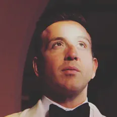 聆聽 Paul Luftenegger、觀看音樂影片、閱讀小傳、查看巡演日期等！