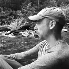 Hör dir Nathan McLaughlin an, schau dir Musikvideos an, lies die Biografie, finde Tourdaten und mehr!