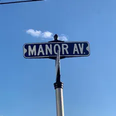 收听 Manor Ave、观看音乐视频、阅读小传、查看巡演日期等 ！