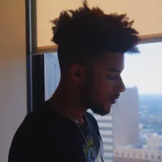 Ouça DeeRuzi, assista a videoclipes, leia a biografia, veja as datas das turnês e mais!