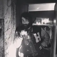 Escucha a undefined, mira videos musicales, lee su biografía, consulta las fechas de las gira y más.