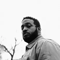 Ouça Fable, assista a videoclipes, leia a biografia, veja as datas das turnês e mais!