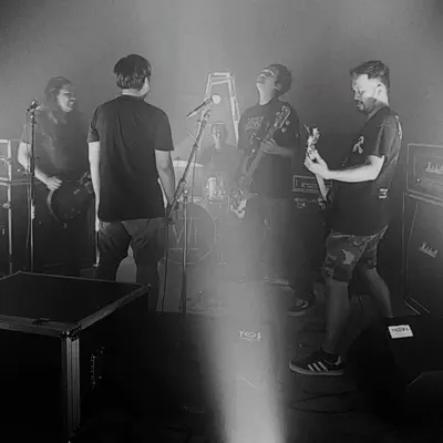 Listen to Darkside, watch music videos, read bio, see tour dates & more!