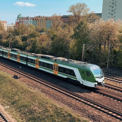 Trains (feat. Maciej Kleszczewski) - Single