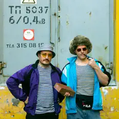 Monkey Cash सुनें, म्यूज़िक वीडियो देखें, बायो पढ़ें, दौरे की तारीखें और बहुत कुछ देखें!