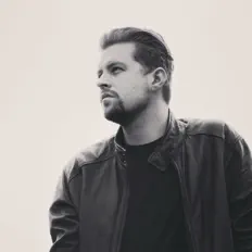 Ben Ro सुनें, म्यूज़िक वीडियो देखें, बायो पढ़ें, दौरे की तारीखें और बहुत कुछ देखें!