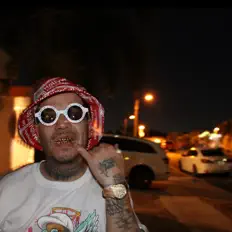 Posłuchaj wykonawcy Hollywood Street Savage, obejrzyj teledyski, przeczytaj biografię, zobacz daty tras koncertowych i nie tylko!