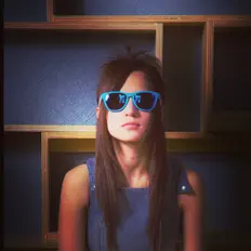 Listen to Thalisz, watch music videos, read bio, see tour dates & more!