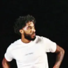 收听 Light Being、观看音乐视频、阅读小传、查看巡演日期等 ！